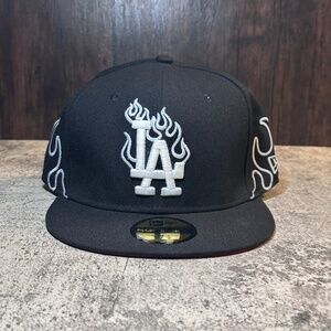🔥New Era Los Angeles Dodgers👻🔥GiD Flame Wrap 59FIFTY Fitted Hat 7 1/2✨